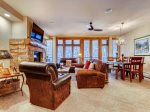 Open & Spacious Living Room - 2 Bedroom - The Timbers - Keystone CO